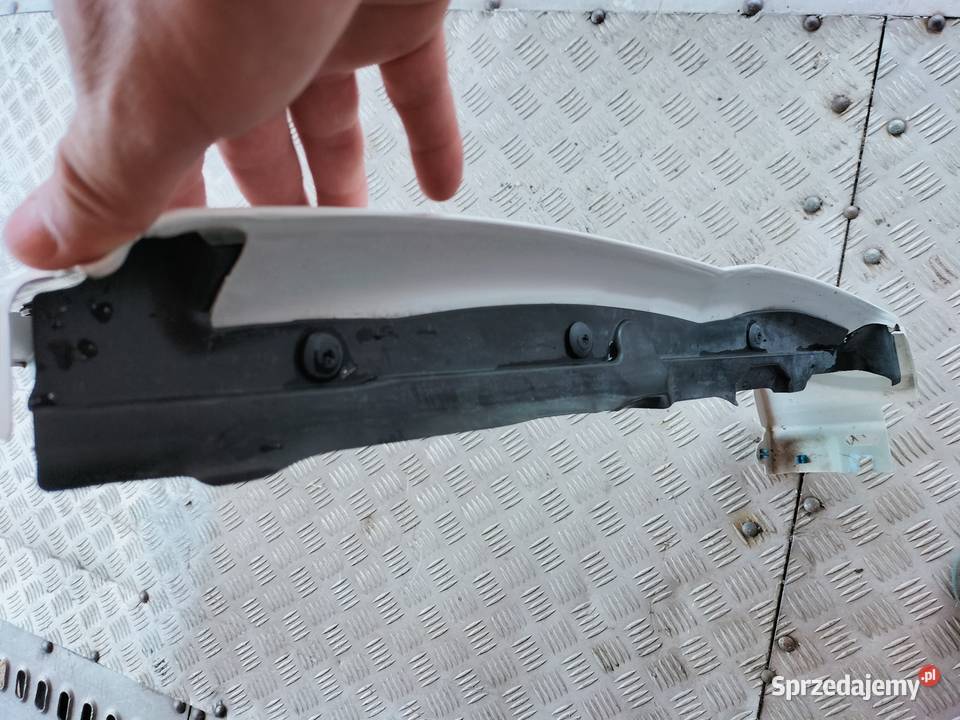 Range Rover Sport L 320 błotnik przedni prawy dolnośląskie Chocianów