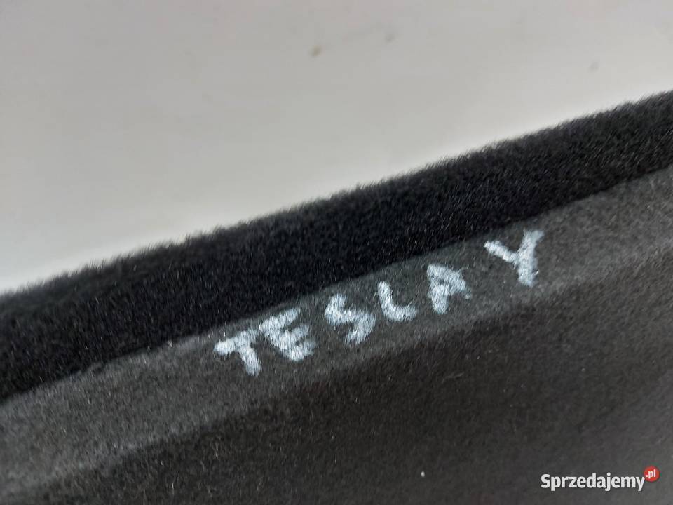 TESLA MODEL Y 2022r MATA WYKŁADZINA BAGAŹNIKA osobowe Elementy wygłuszające