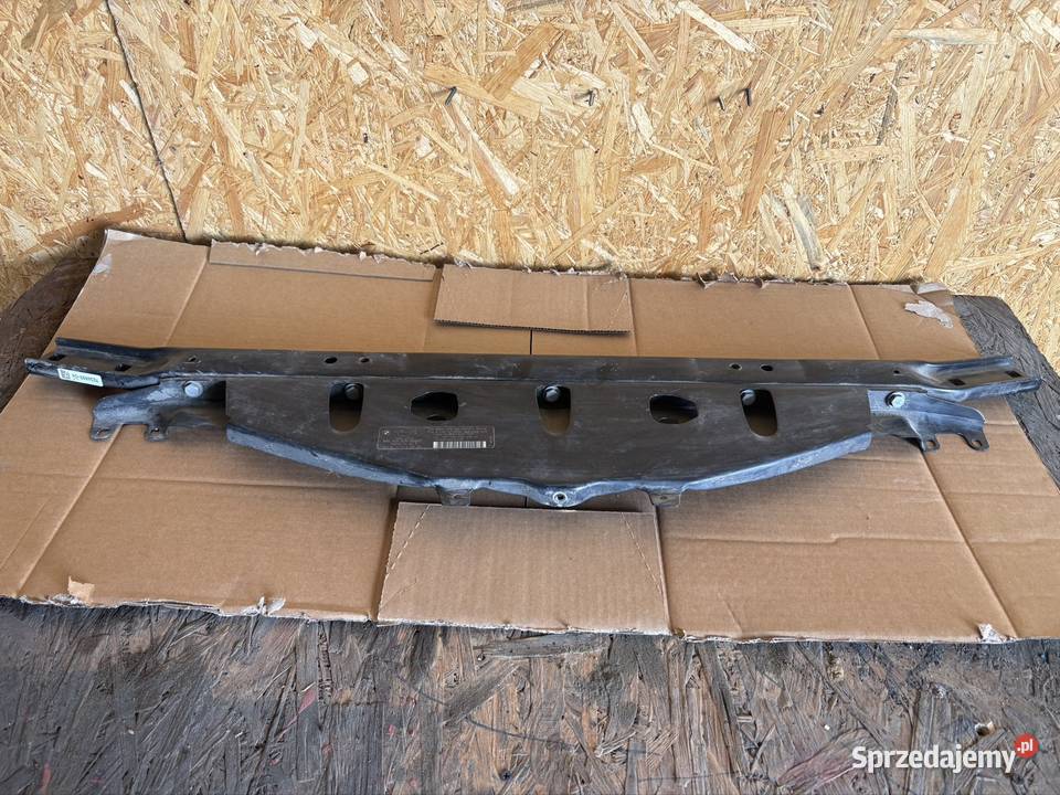 Pas przedni Bmw f10 f11 osobowe Buk