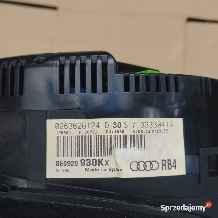 Zegary audi a4b6 benzyna automat 8E0920930K Serpelice