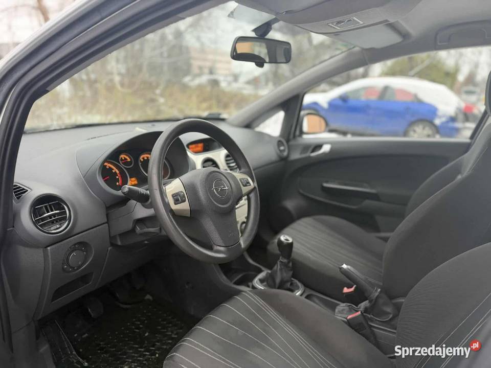 Opel Corsa D niski przebieg 180 welurowa tapicerka Sosnowiec