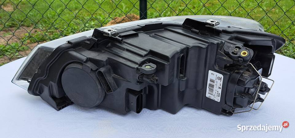 LAMPA PRAWA PRZÓD PRZEDNIA ZWYKŁA VW POLO V 6R osobowe Mielęcin