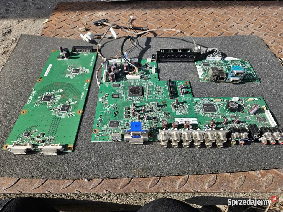 Monitor NEC 46 bezbramkowe 7