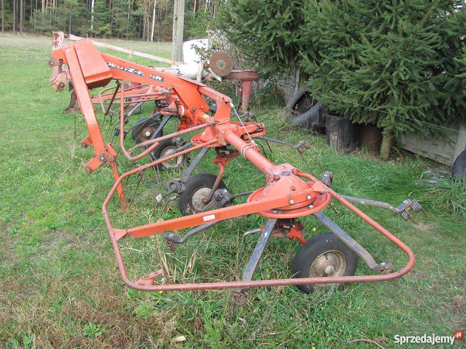 Przetrząsarka przewracarka Deutz Fahr Rossoszyca