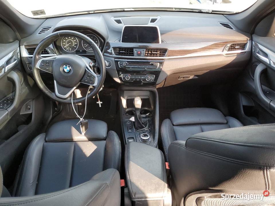 BMW X1 20 xDrive 2018 uszkodzona w drodze do X1 Żórawina