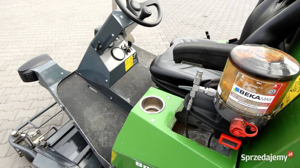 Traktor kosiarka Amazone Profihopper 1250 4WDi