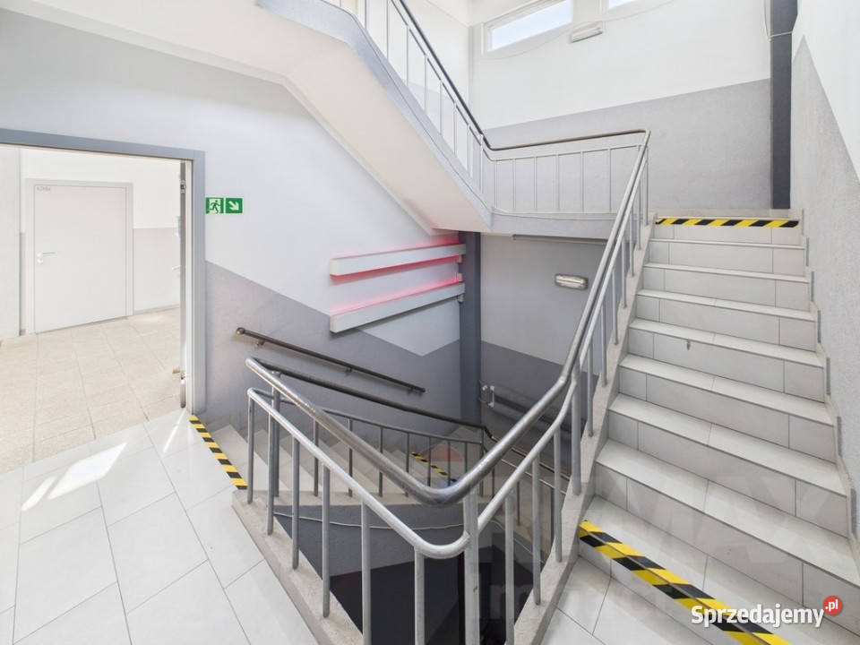 Biuro 416 m z windą i parkingiem Rybnik