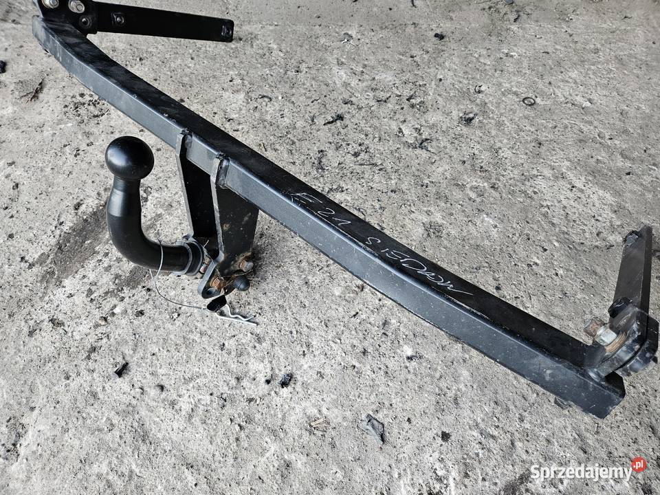 Hak holowniczy Toyota Corolla E21 Sedan Ostrów Mazowiecka