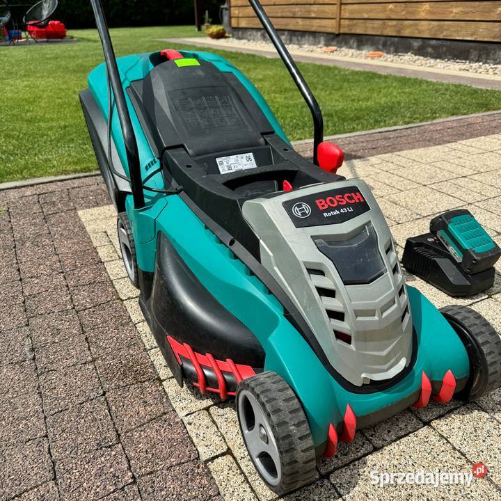 Kosiarka akumulatorowa Bosch Rotak 43Li z koszem sprzedam