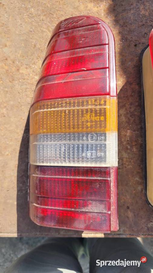 Lampy tylne Rover Montego kombi Łagów