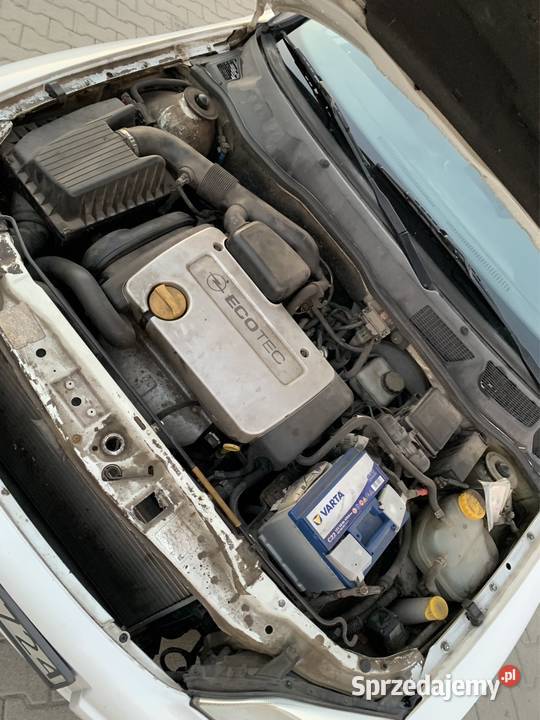 Opel Astra 14 benzyna hak długie opłaty Biłgoraj