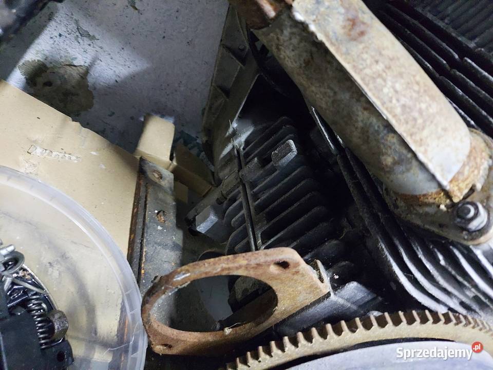 Buran 640 skuter śnieżny silnik części cylindry Jelenia Góra