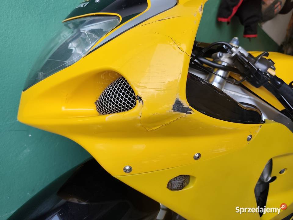 Suzuki GSXR 750 sportowy Suzuki Chełm