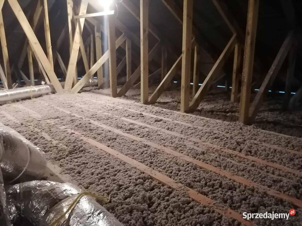 Docieplenie Celulozą Naprawa poddasza kunach Lublin