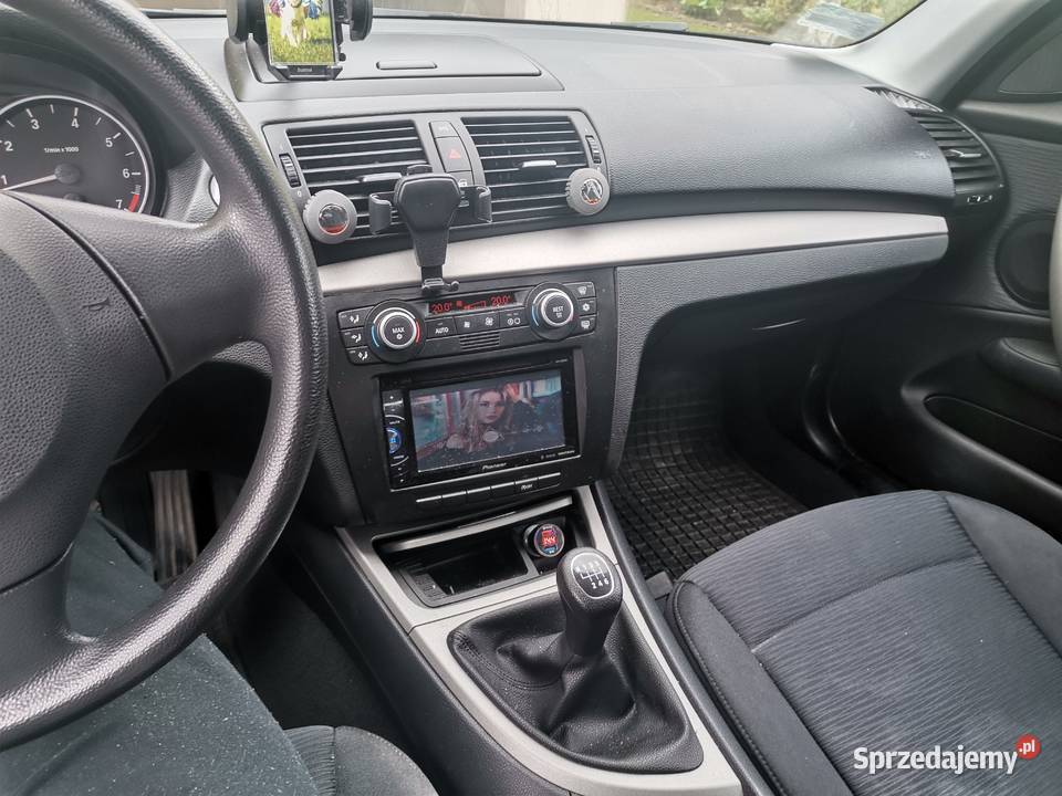 samochód BMW Seria 1 E81E87 2009 benzyna 16 sprowadzony Ciechanów