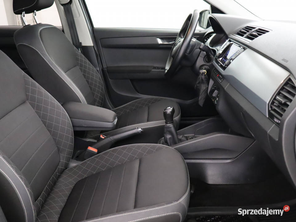 Skoda Fabia 10 TSI ESP sprzedam