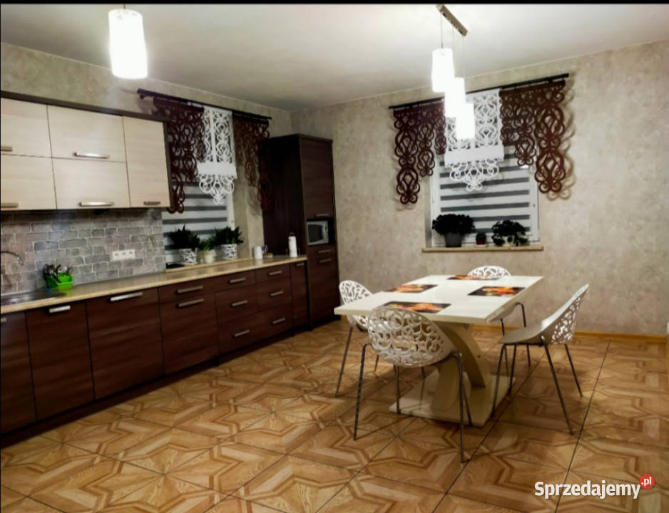 Dom jednorodzinny z poddaszem do adaptacji wolnostojący Sprzedaż łódzkie Podule