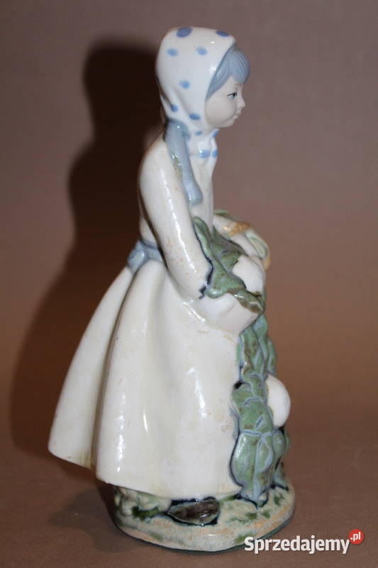 Figurka kobiety z koszem Hiszpania 1129 FiaF