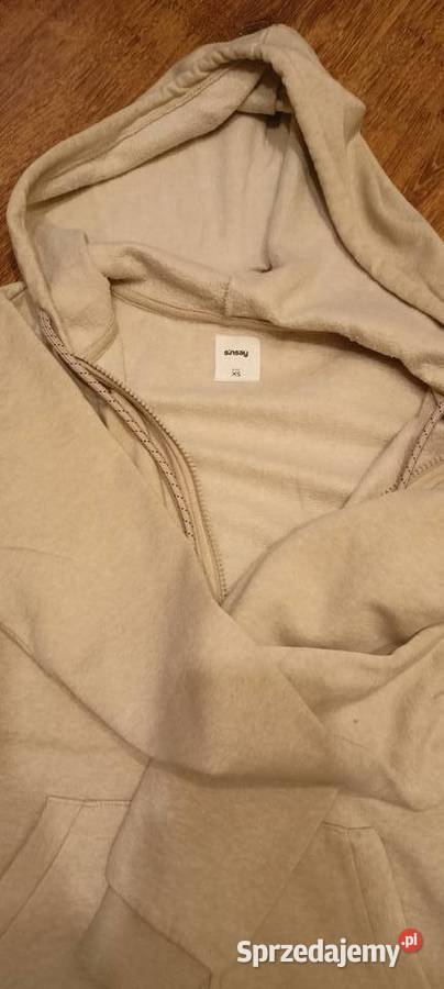 Bluza z kapturem Sinsay Strzyżów