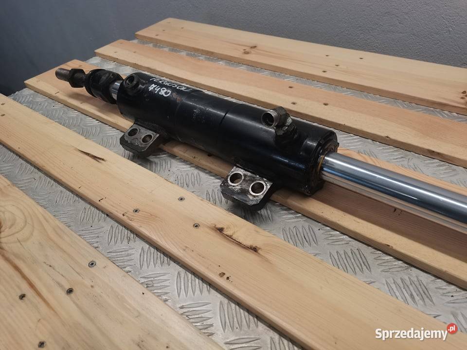 Cylinder hydrauliczny skrętu Massey Ferguson Wilkowo