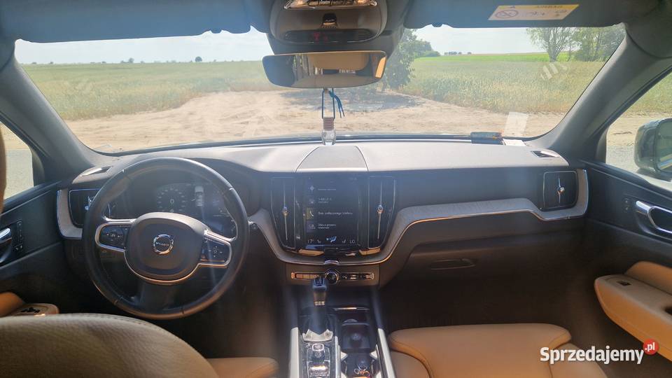 Volvo XC 60 D4 AWD Geartronic Inscription 2018 r ASR (kontrola trakcji) Zduny sprzedam