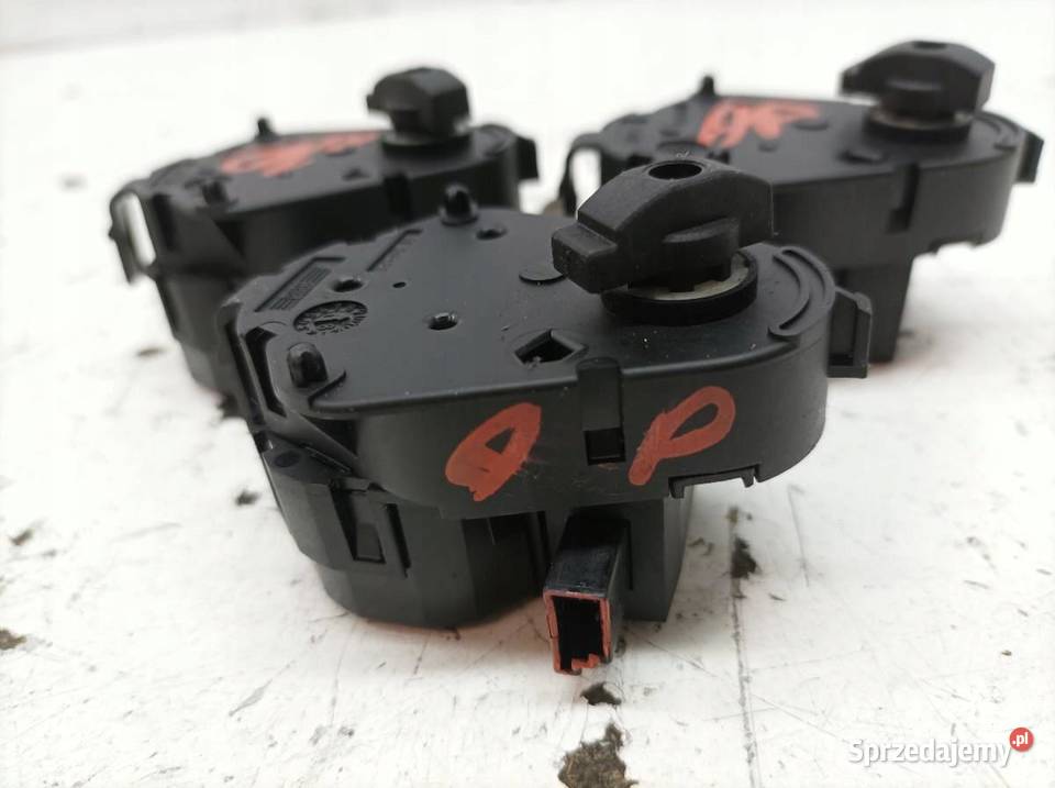 SILNICZEK NAGRZEWNICY KPL 3 3452404 Bmw X3 I