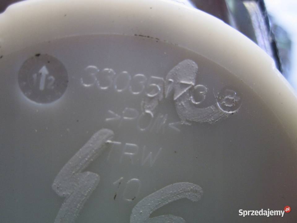 OPEL MERIVA B 12r pas bezpieczeństwa prawy przód