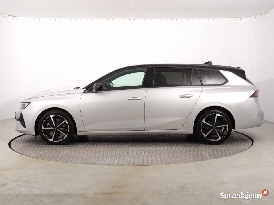 Opel Astra 12 Turbo 81KM