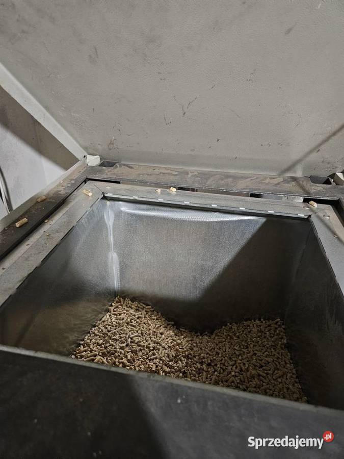 Piec na pellet Lechma model 350 137 KW Pasłęk