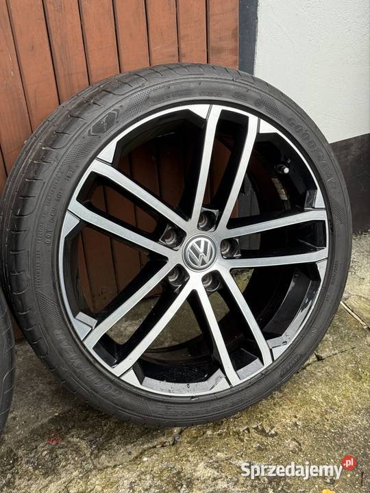 Koła felgi 5x112 R18 VW Golf Nogaro opony letnie