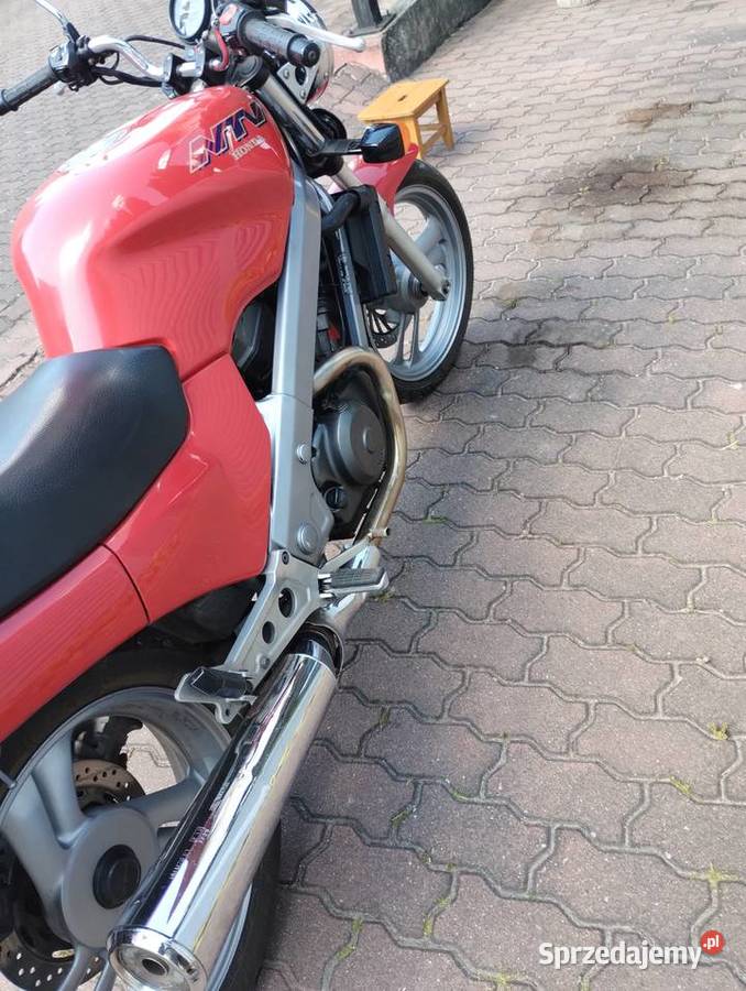 Motocykl Honda NTV 650 stan idealny
