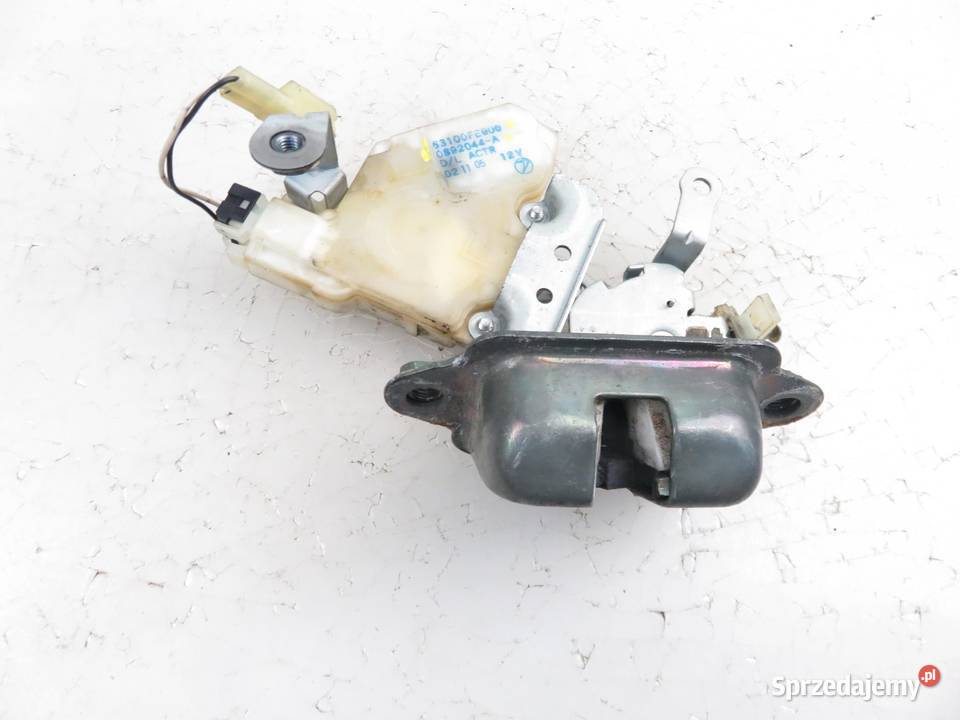 ZAMEK KLAPY SUBARU IMPREZA II 63100FE000 osobowe