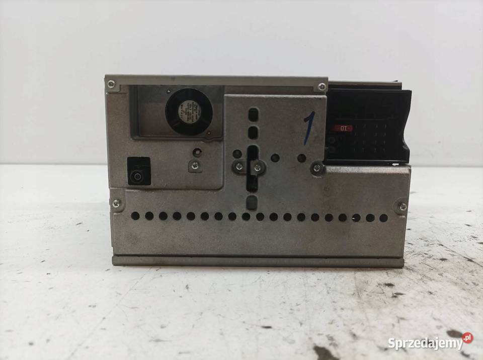 RADIO A2118702189 MercedesBenz Eklasa III