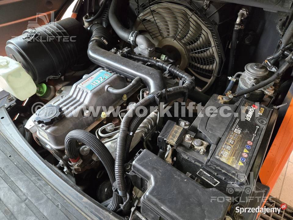 Wózek widłowy TOYOTA 8FDF15 KABINA 1800 mth Lędziny