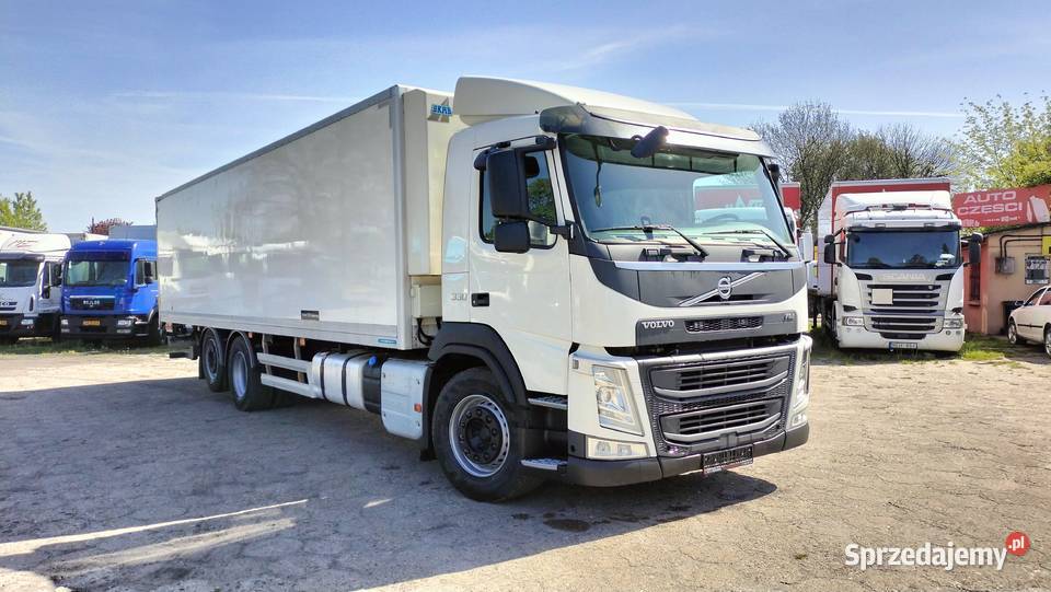 VOLVO FM 6x2 22 PALETY CHŁODNIA TYLNE DRZWI