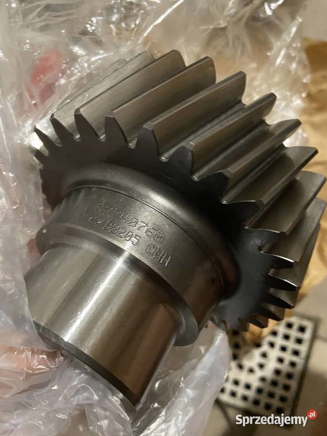 87740760 wałek skrzyni 30Z Magum T8 CNH Oryginał