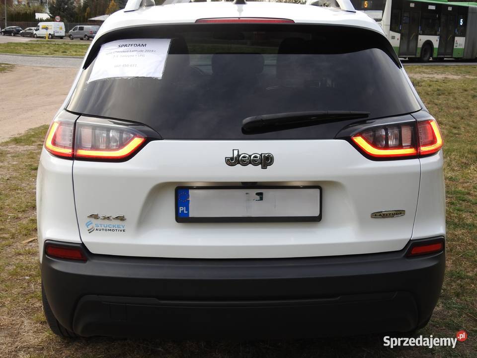 Sprzedam Jeep Cherokee 24 benzyna LPG sprzedam