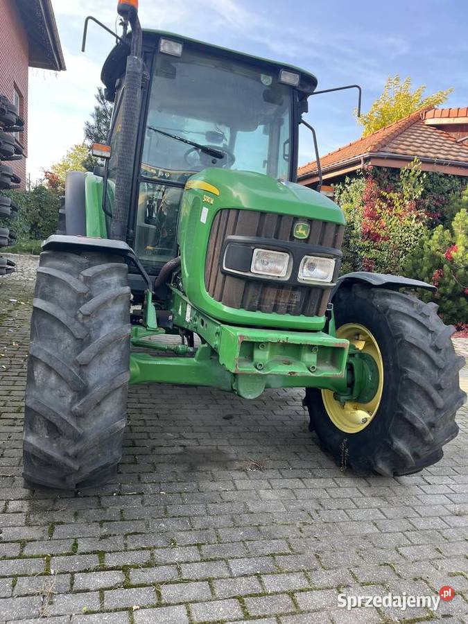 Ciągnik John Deere 5090M Różyny