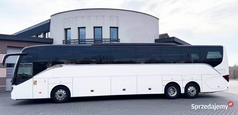 Wynajem autokarów 20 23 49 61 miejsc Katowice Taxi i przewozy osobowe