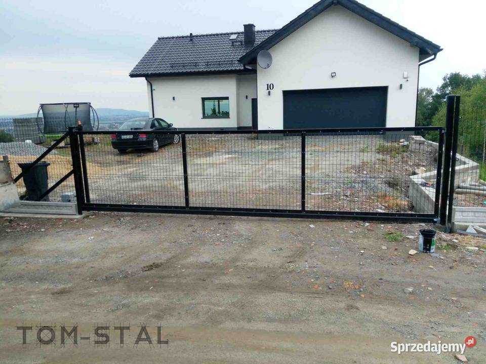 BRAMA PRZESUWNA wypełniona panelem fi 4mm