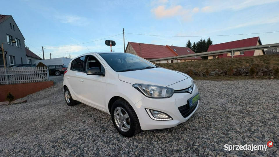 Hyundai i20 125 benzyna 85 I 20082014 elektryczne lusterka sprzedam