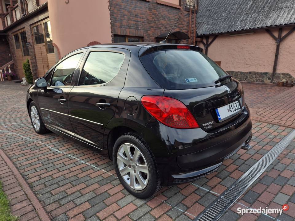 Peugeot 207 16HDI mały przebieg bogata wersja 2x poduszka powietrzna