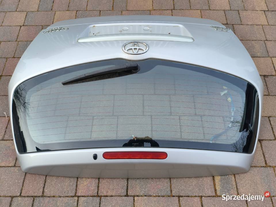 Klapa Bagażnika Toyota Corolla Verso II Srebrna osobowe Wyszków