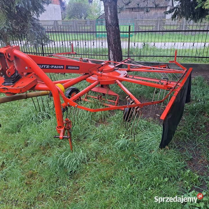 Zgrabiarka do siana DeutzFahr KS85DN Mierzawa