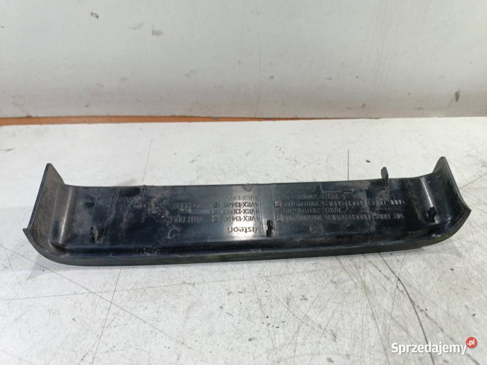 ZAŚLEPKA LAMPY LEWY TYŁ VW CADDY 2K 2K0945311C