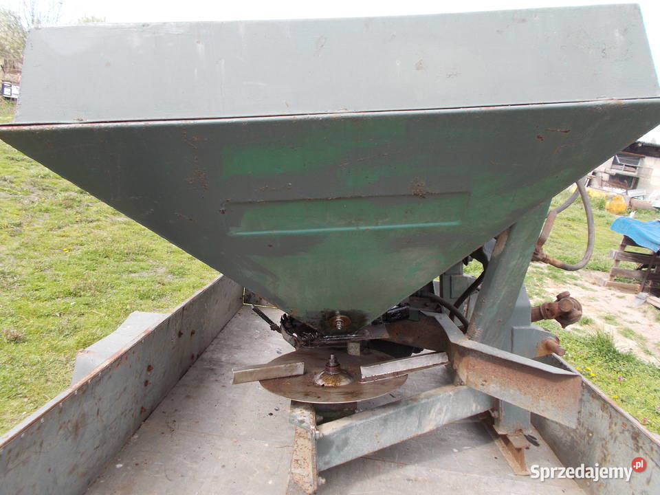 Rozsiewacz do Nawozu BRZESKI DO 1000 Rozsiewacze nawozów Brzeg