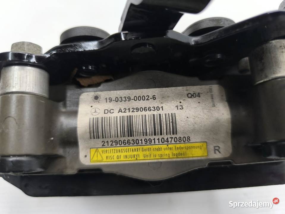 ZAWIAS MASKI NABÓJ PRAWY MERCEDES ECLASA W212