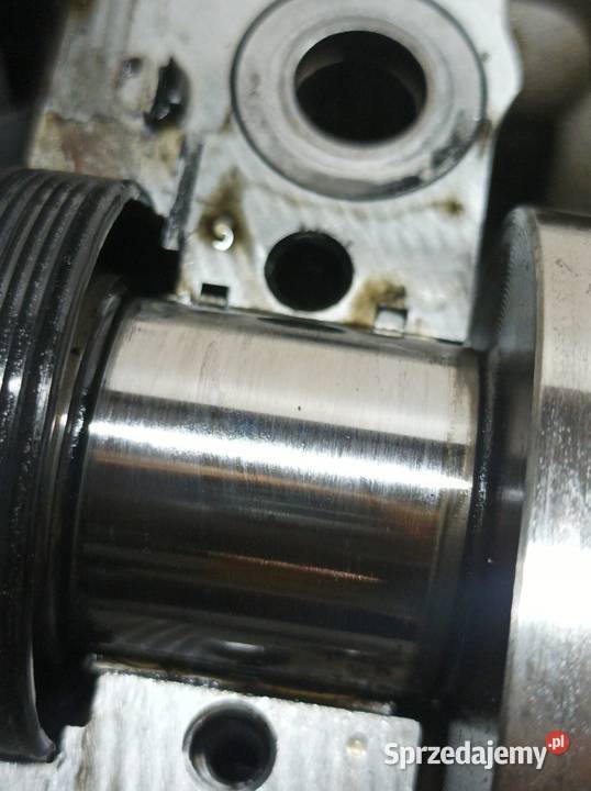 GŁOWICA KOMPLETNA 038103373R 19 TDI VW