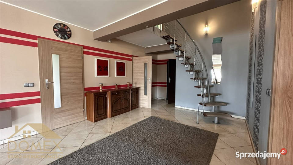 Dom wolnostojący 3075m2 Pierściec 2 piętra