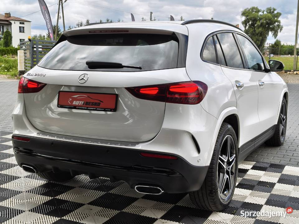 MERCEDESBENZ GLA 200D Pakiet AMG Jedyne 10000 światła do jazdy dziennej Zarszyn
